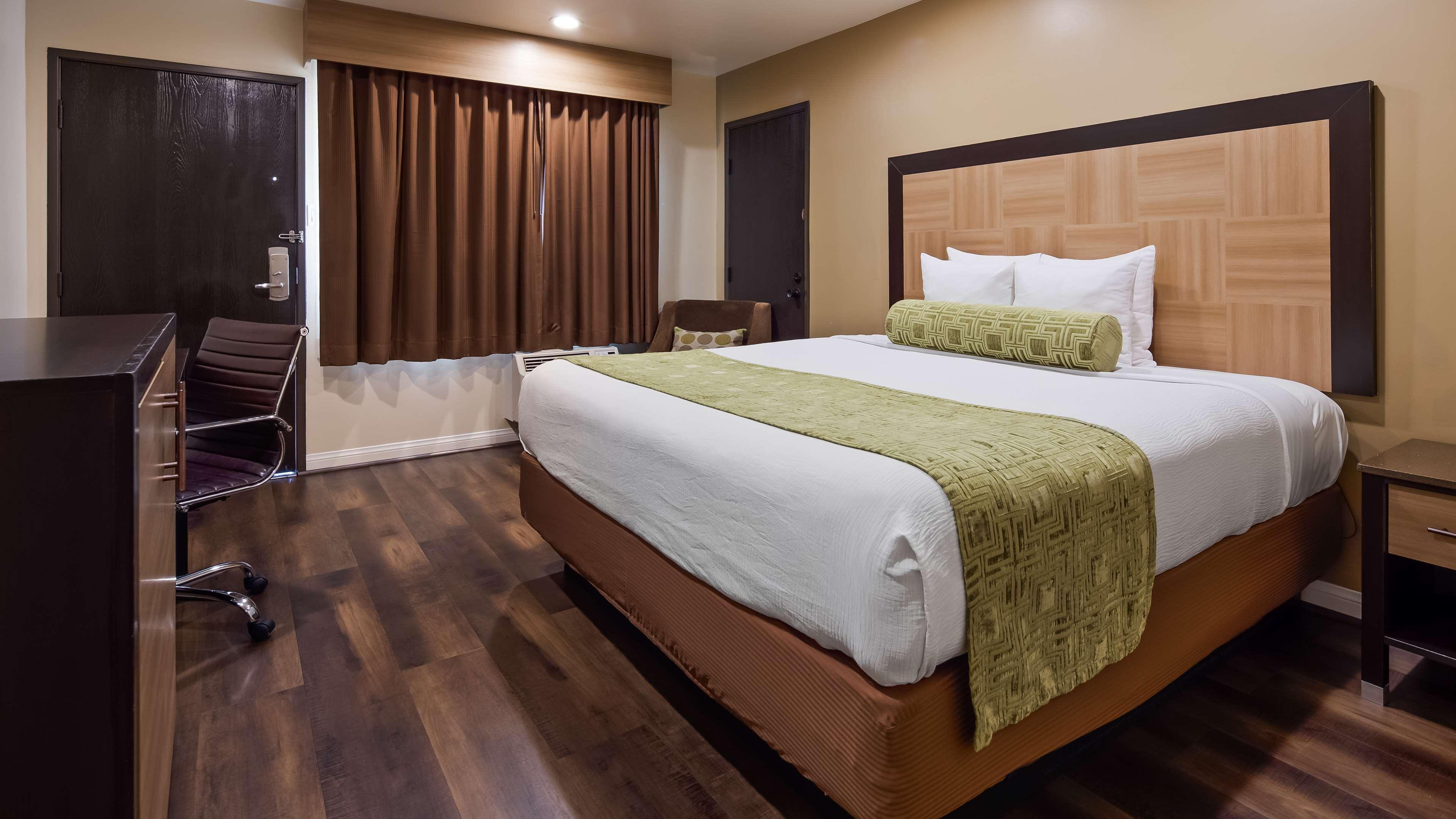 Best Western Plus Glendale Exteriér fotografie